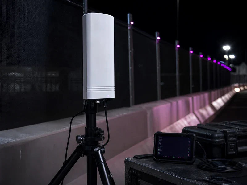 UFTD1 white panel detector at a generic service-lane blind spot