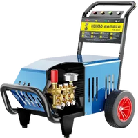 UC30 packaging includes 2200W high-pressure ground water pump for reliable cleaning performance