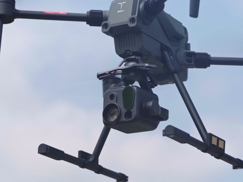 UIS400 drone quad-sensor camera for power line fault detection, motion analysis, and professional drone inspections